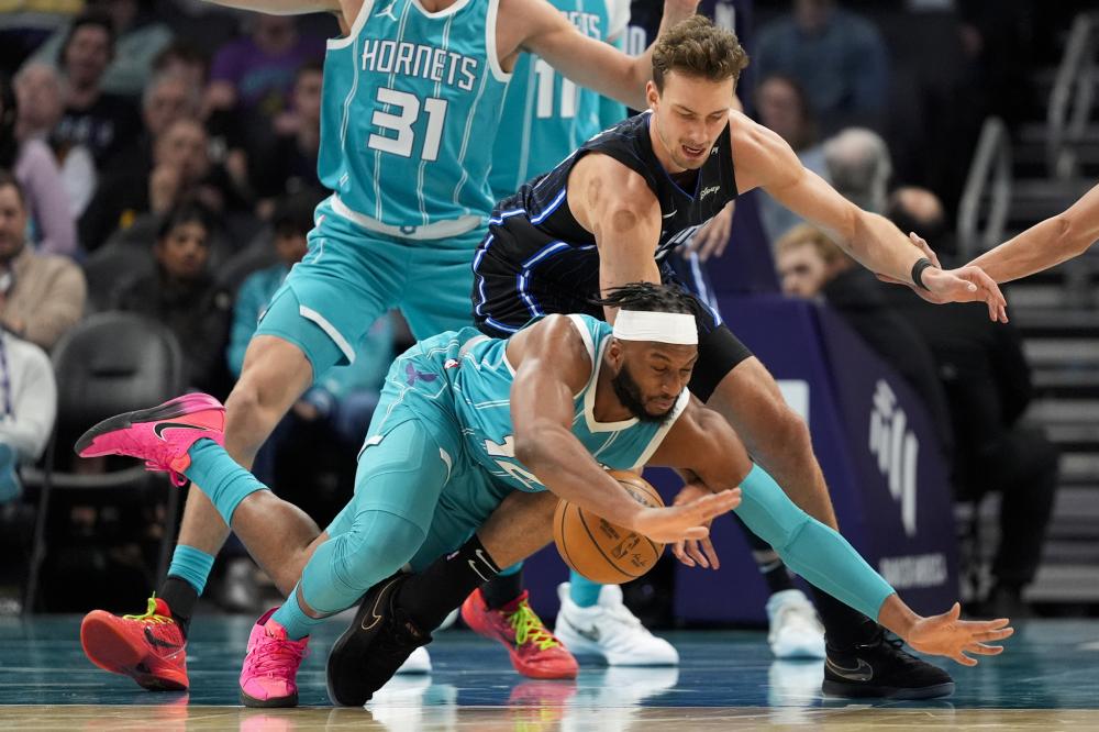 纵观各项赛 纵观各项赛