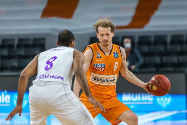 反观王皓 反观王皓