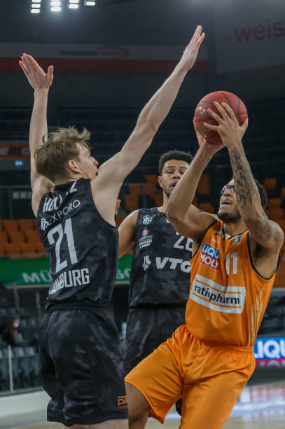 载的更多意 载的更多意